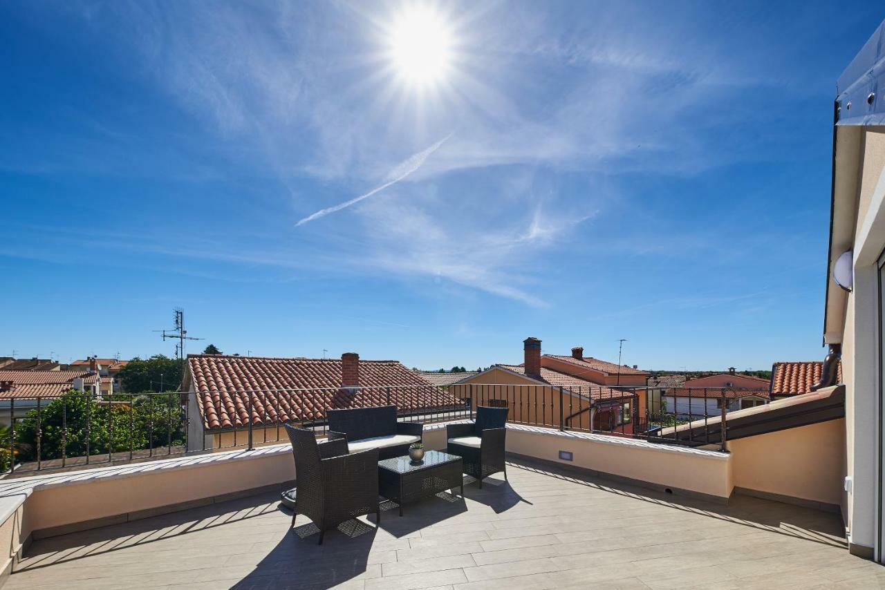 Apartman Tamara Umag Bagian luar foto