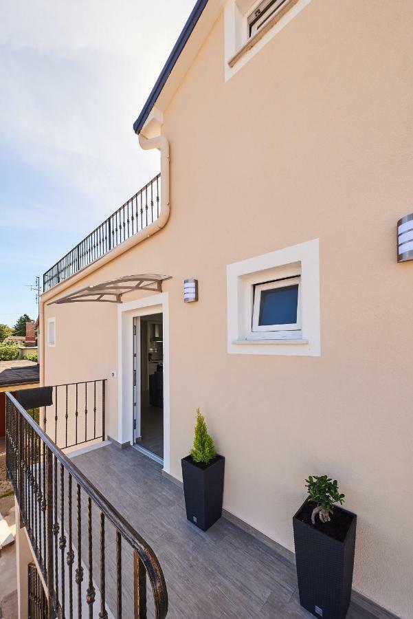 Apartman Tamara Umag Bagian luar foto